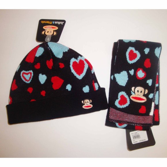 Paul Frank hearts beanie and scarf set